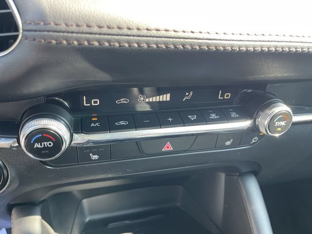 Used 2024 MAZDA MAZDA3 s FWD image 19