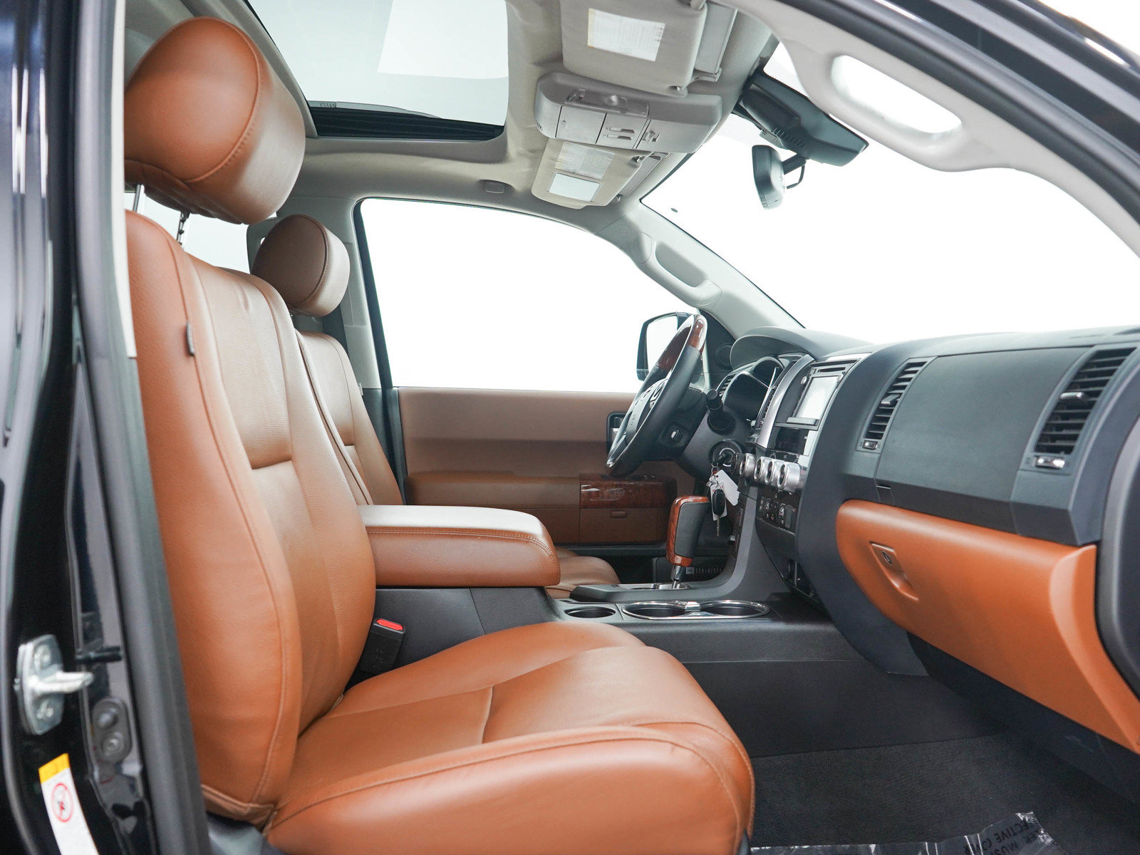 Used 2019 Toyota Sequoia Platinum AWD/4WD image 14