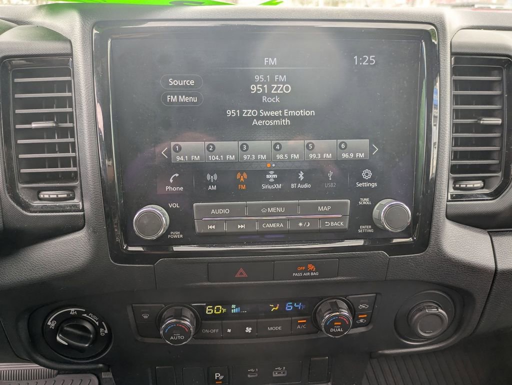 Used 2022 Nissan Frontier PRO-4X w/ Technology Package AWD/4WD image 16