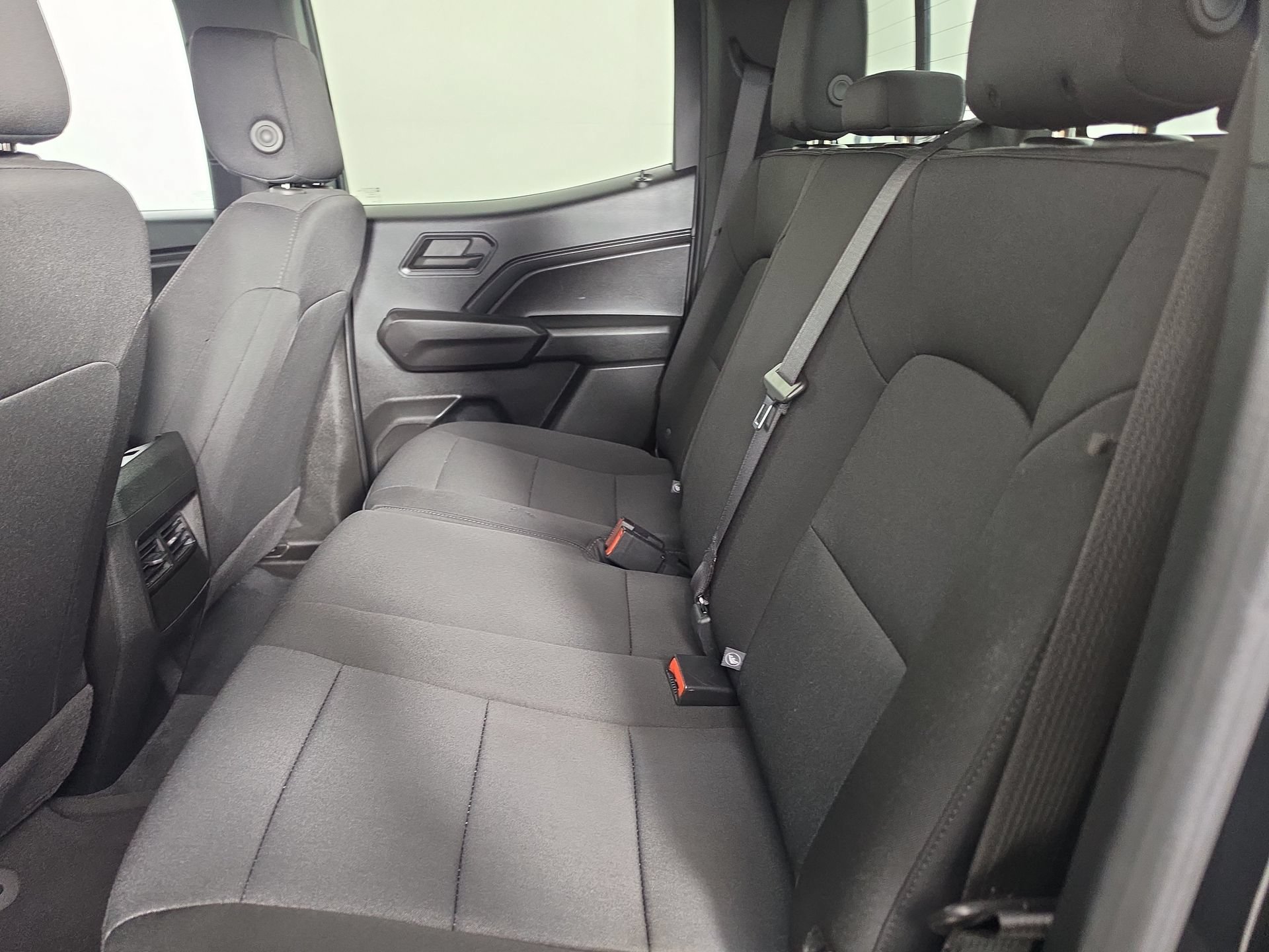 Used 2024 Chevrolet Colorado Trail Boss w/ Technology Package AWD/4WD image 35