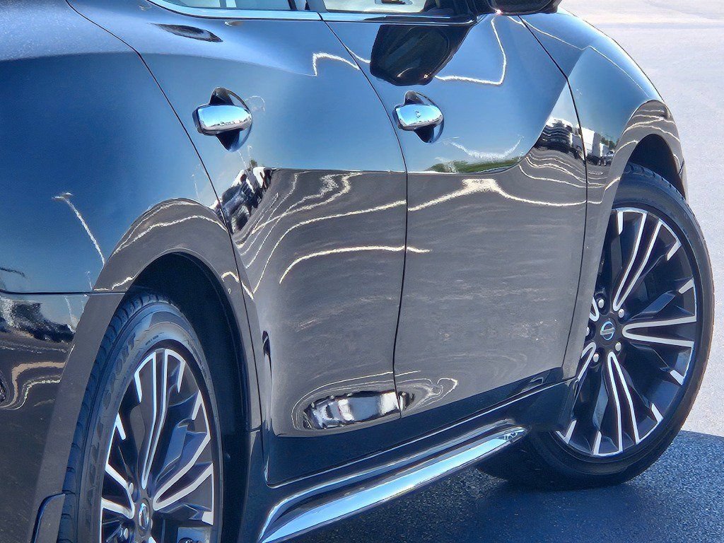 Used 2018 Nissan Maxima Platinum FWD image 12