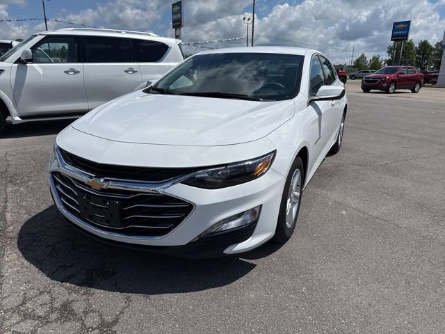 Used 2024 Chevrolet Malibu LT FWD image 3