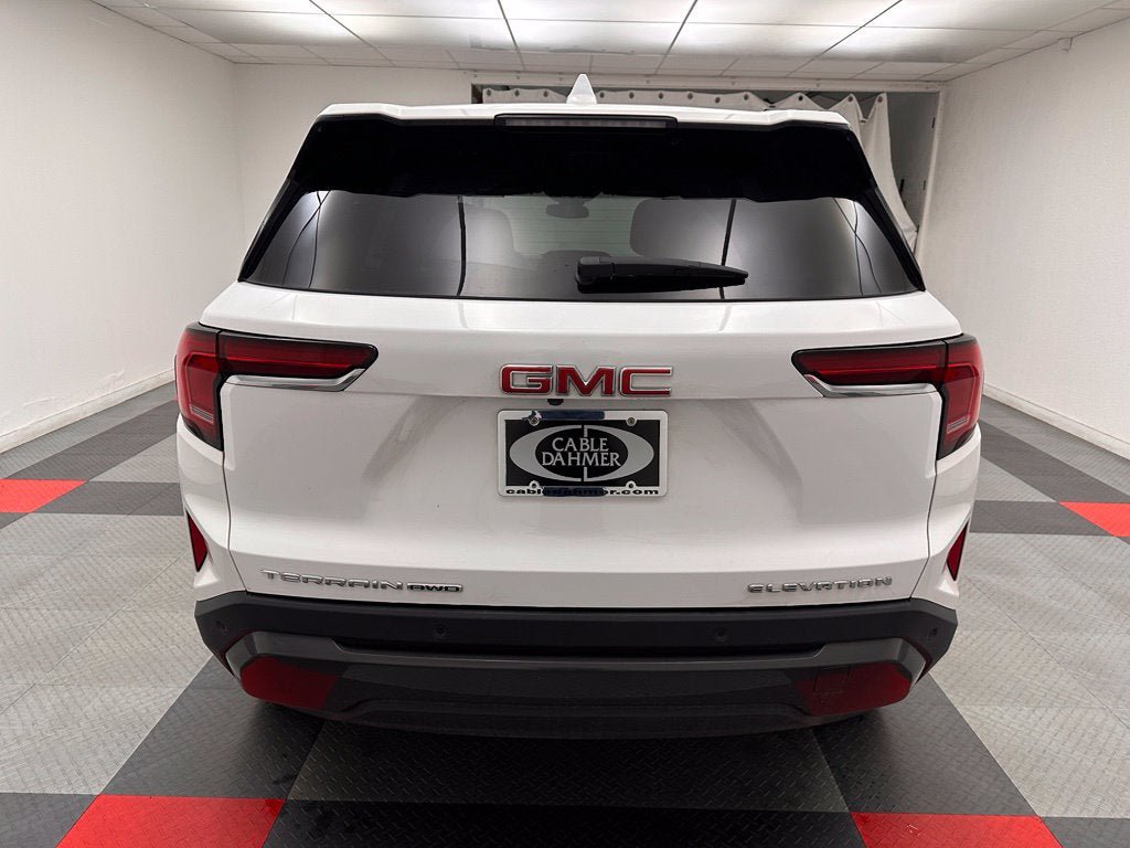 Used 2026 GMC Terrain Elevation AWD/4WD image 5