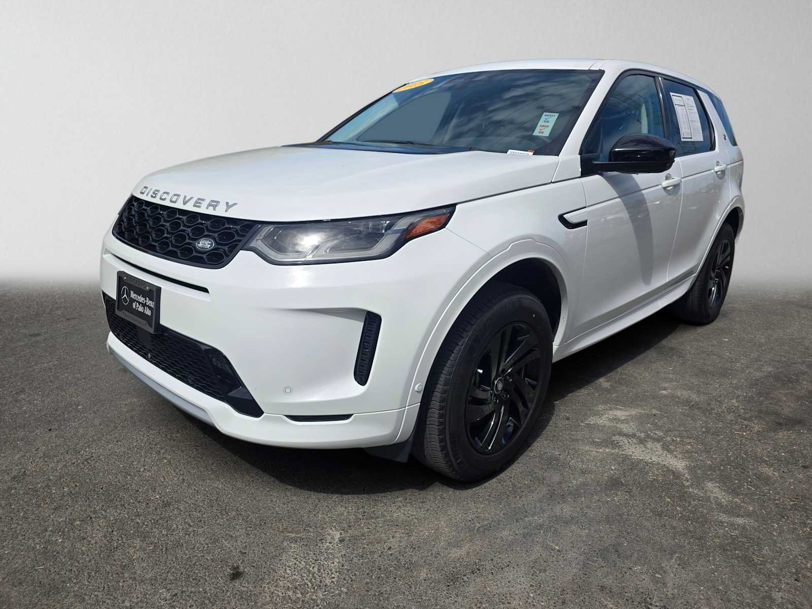 Used 2025 Land Rover Discovery Sport S AWD/4WD image 7