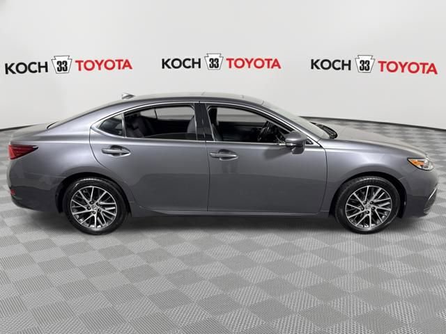 Used 2017 Lexus ES 350 image 10