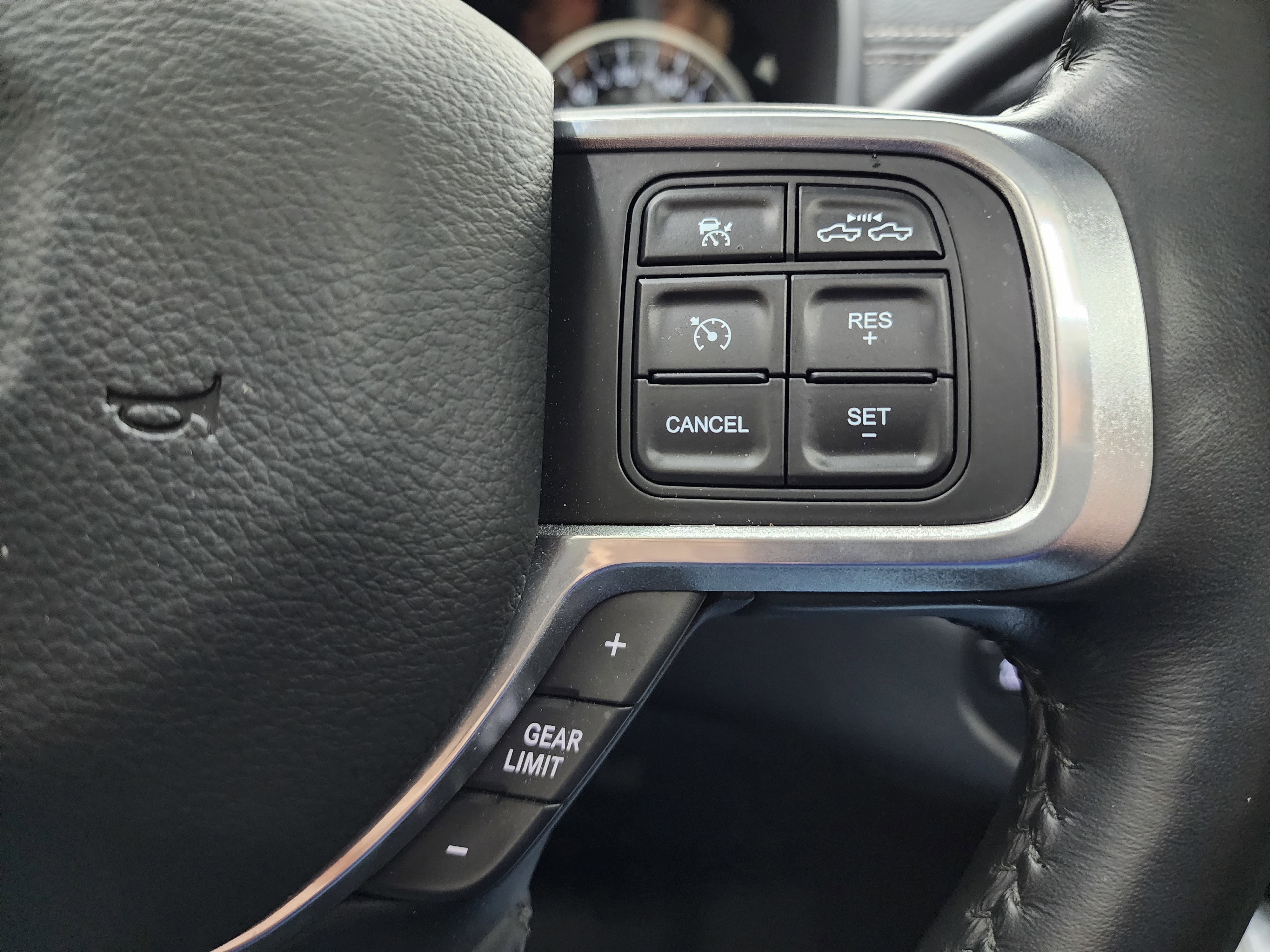Used 2020 RAM 3500 Laramie image 19