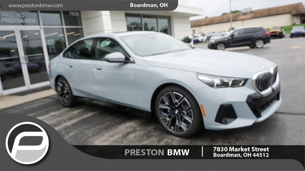 New 2027 BMW 530i xDrive w/ M Sport Package