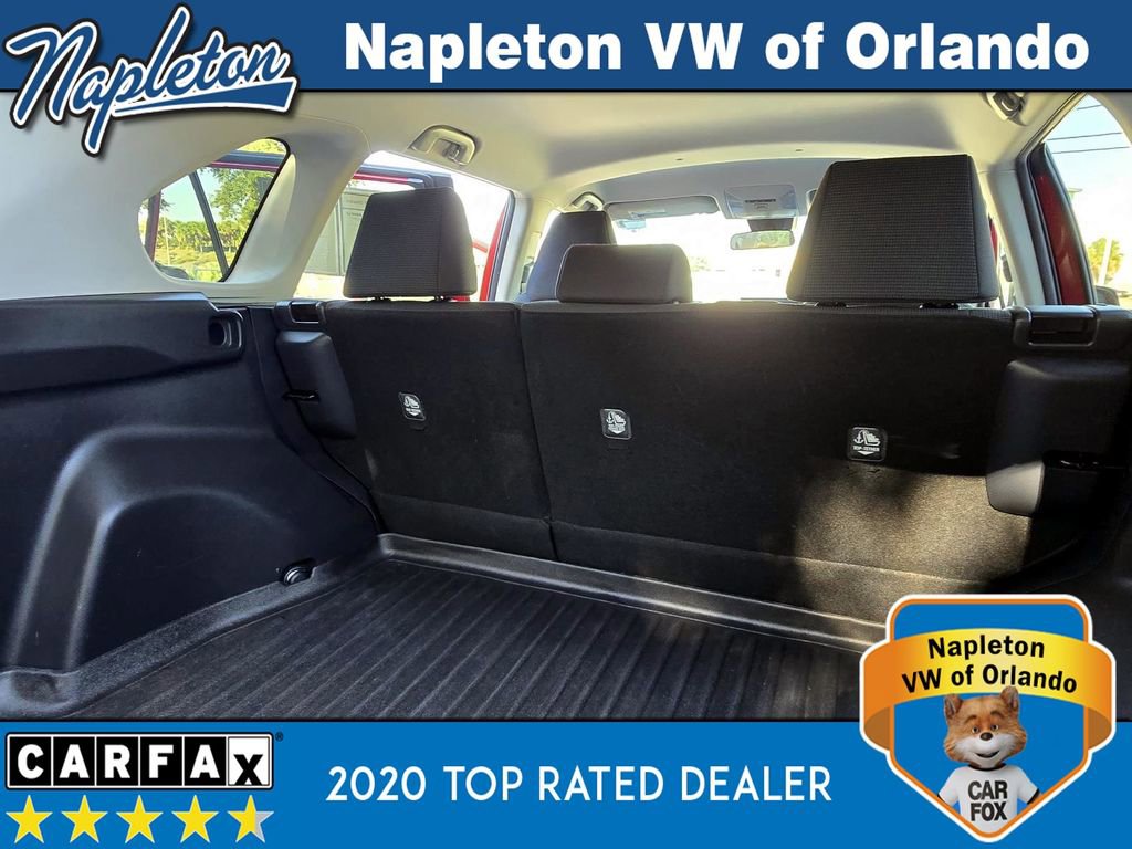 Used 2019 Toyota RAV4 LE image 31