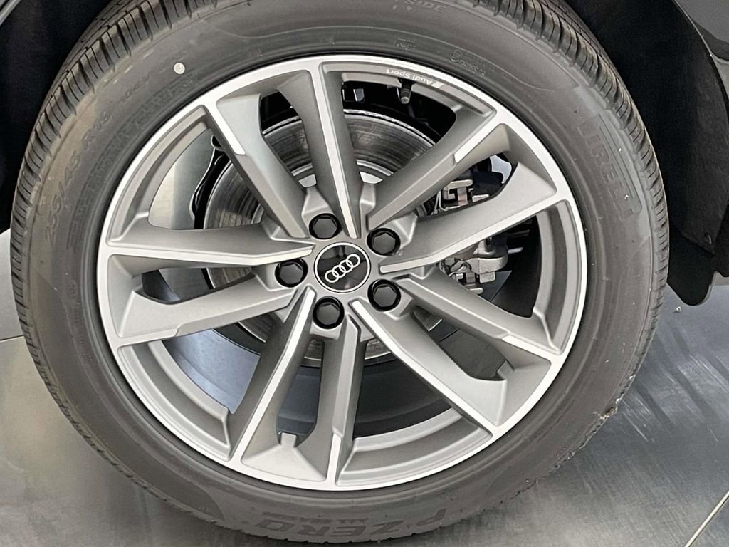 New 2025 Audi Q3 2.0T Premium image 13