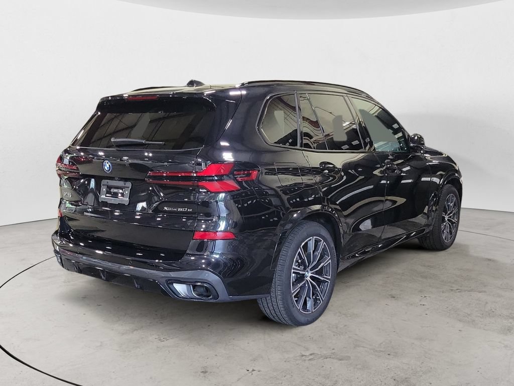 Used 2026 BMW X5 xDrive50e AWD/4WD image 5