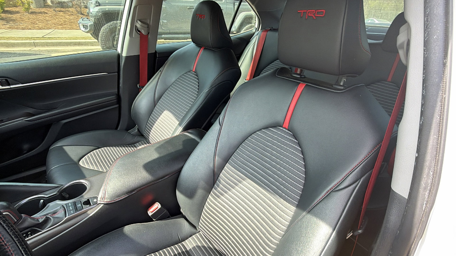 Used 2022 Toyota Camry TRD w/ TRD Package w/JBL Audio image 17