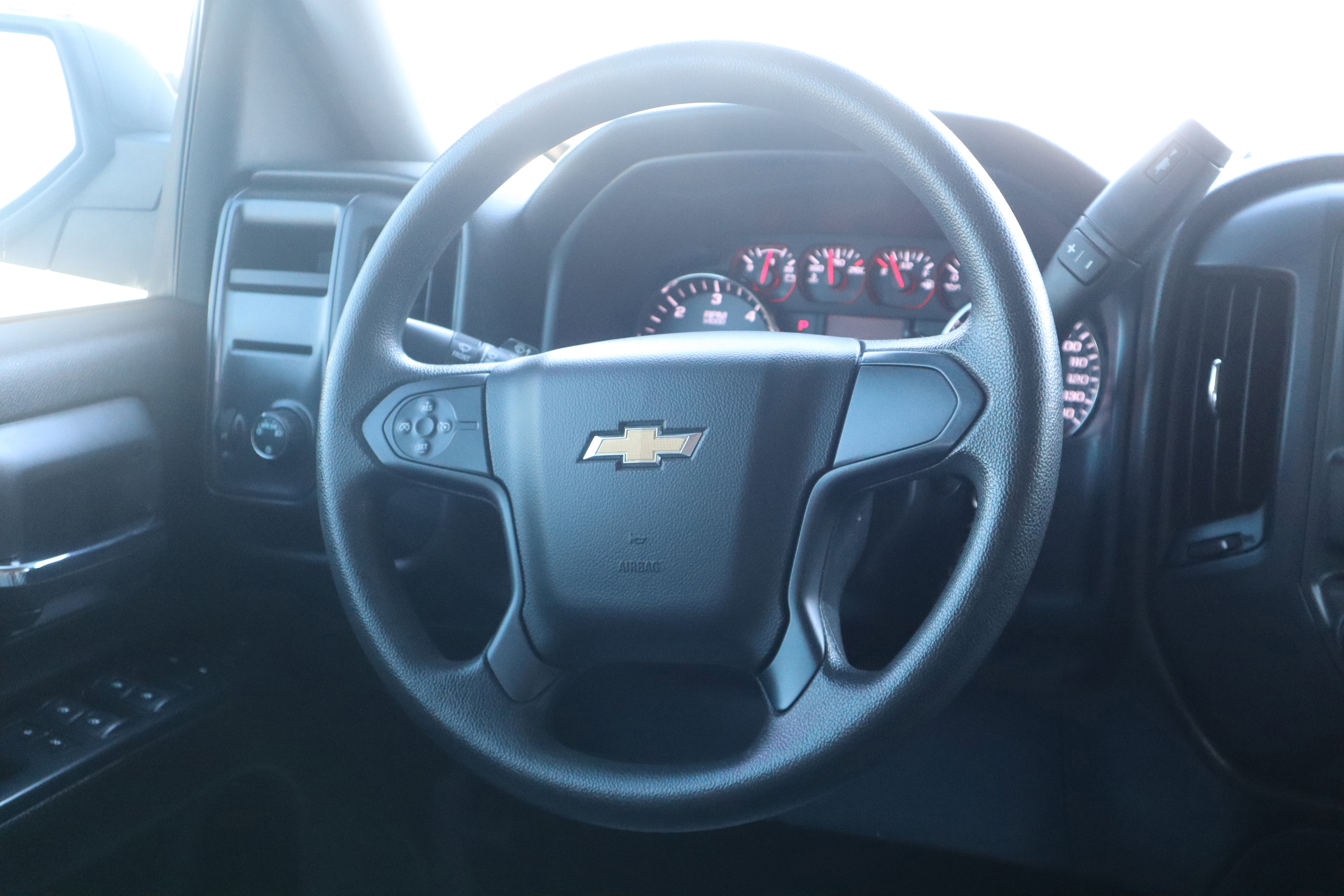 Used 2018 Chevrolet Silverado 1500 Custom w/ Custom Value Package image 16