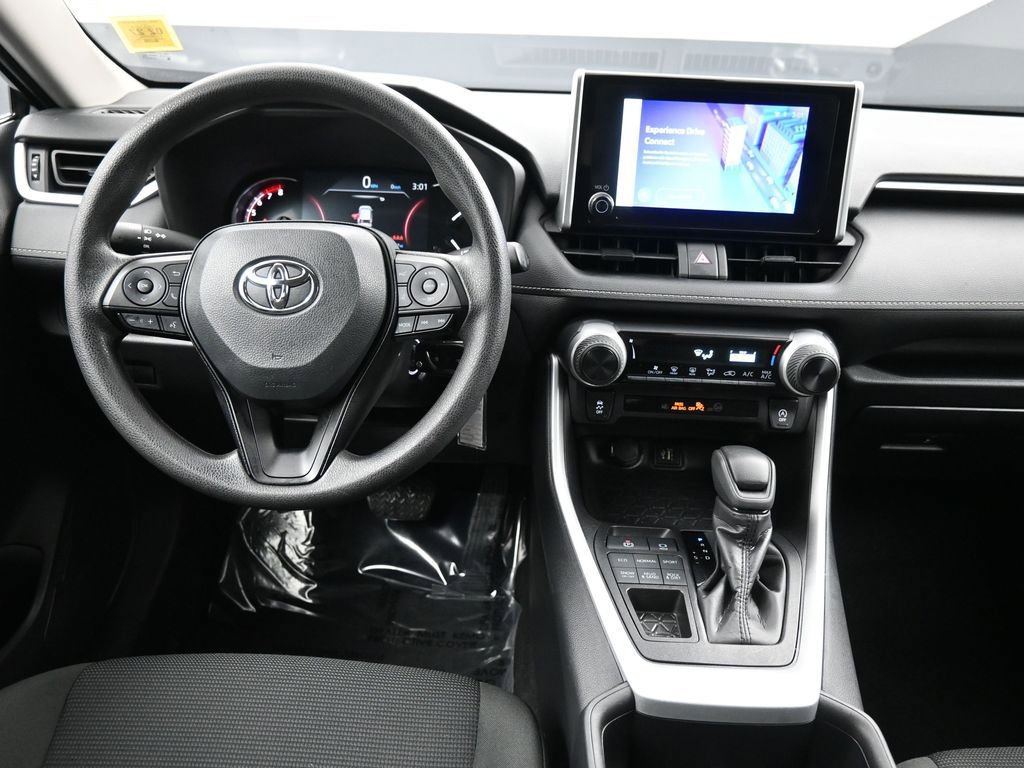 Used 2025 Toyota RAV4 LE image 19