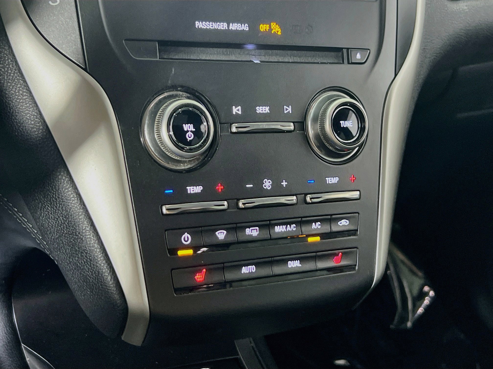 Used 2017 Lincoln MKC Premiere image 15