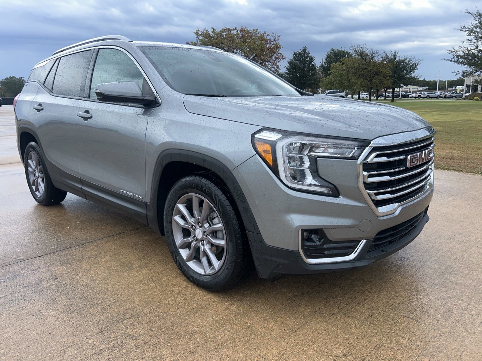Used 2023 GMC Terrain SLT