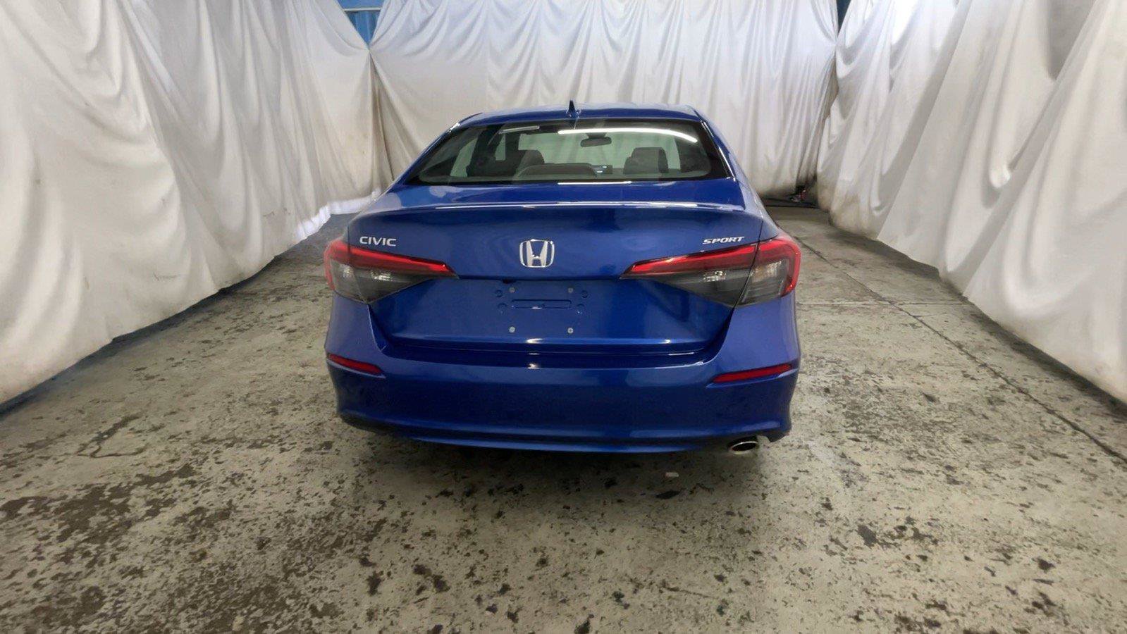 Used 2024 Honda Civic Sport image 8