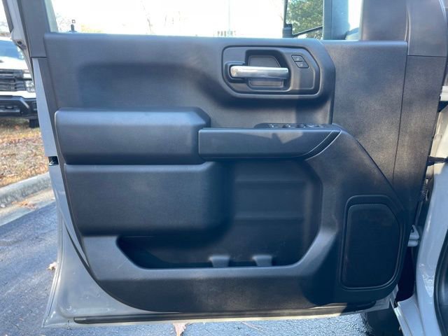 Used 2024 Chevrolet Silverado 2500 Custom w/ Custom Value Package image 14