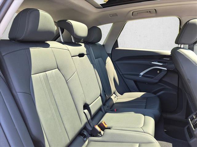 Certified 2025 Audi Q5 Premium w/ Premium Plus AWD/4WD image 21