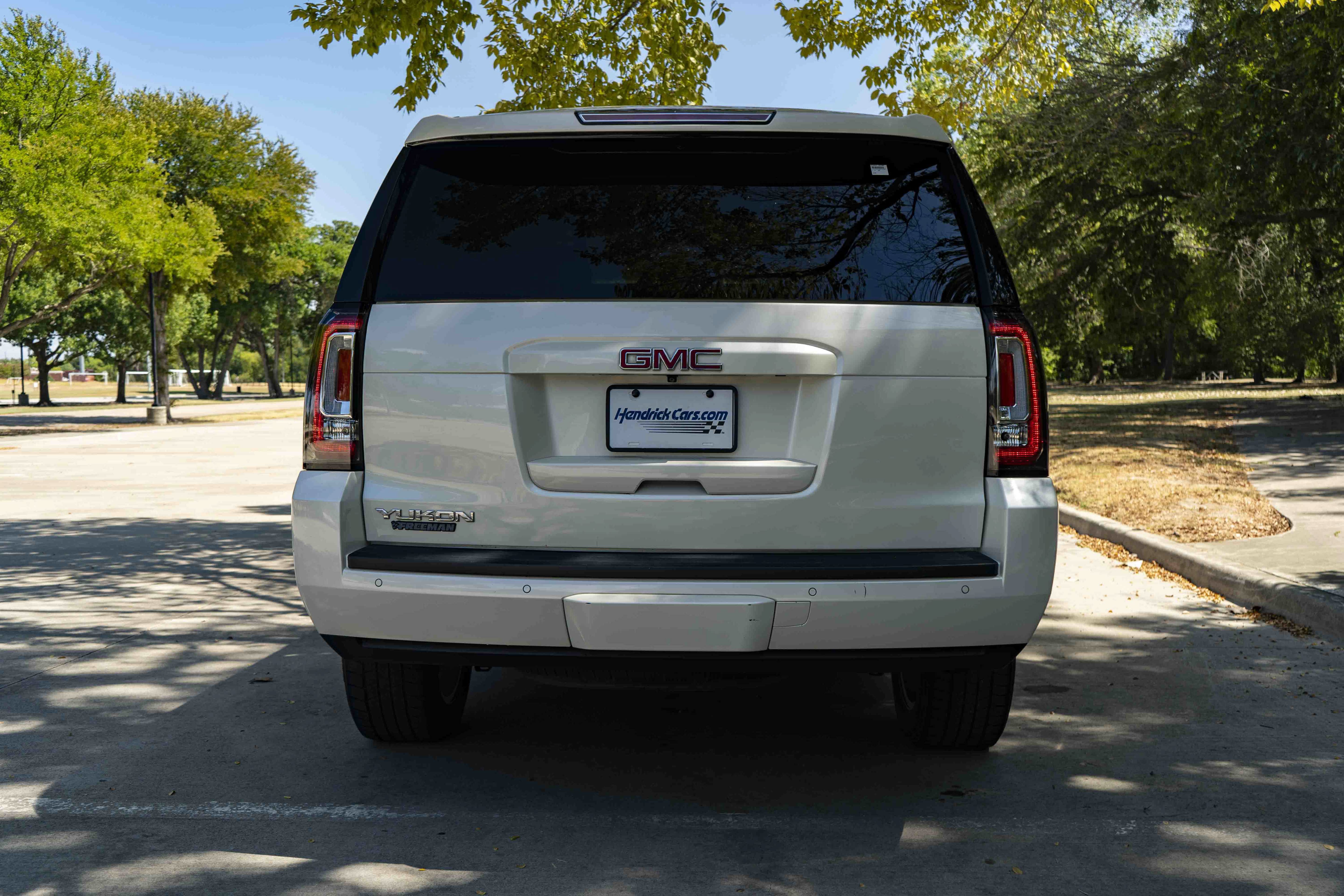Used 2015 GMC Yukon SLT w/ Open Road Package RWD image 8
