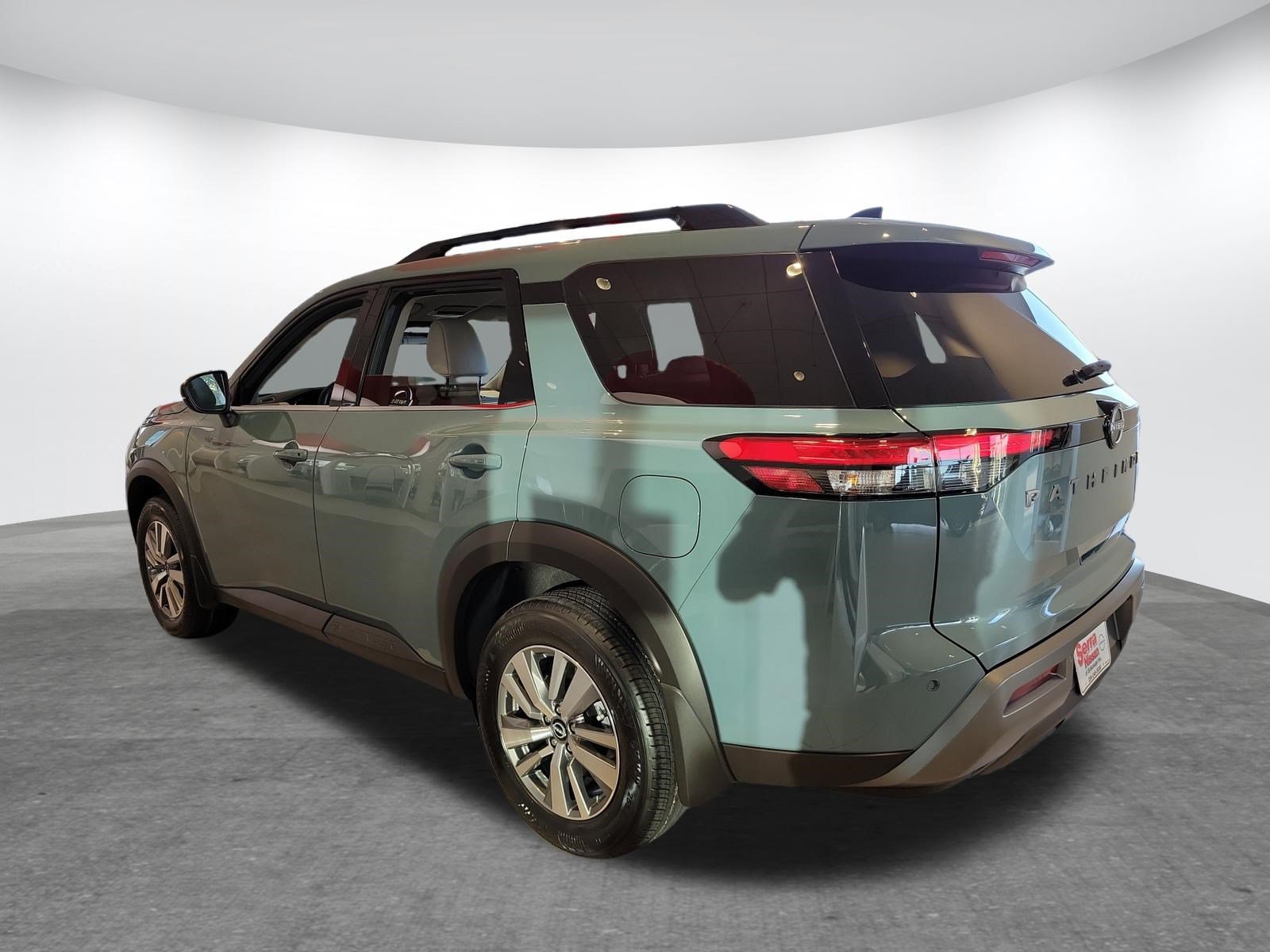 New 2026 Nissan Pathfinder SL FWD image 7