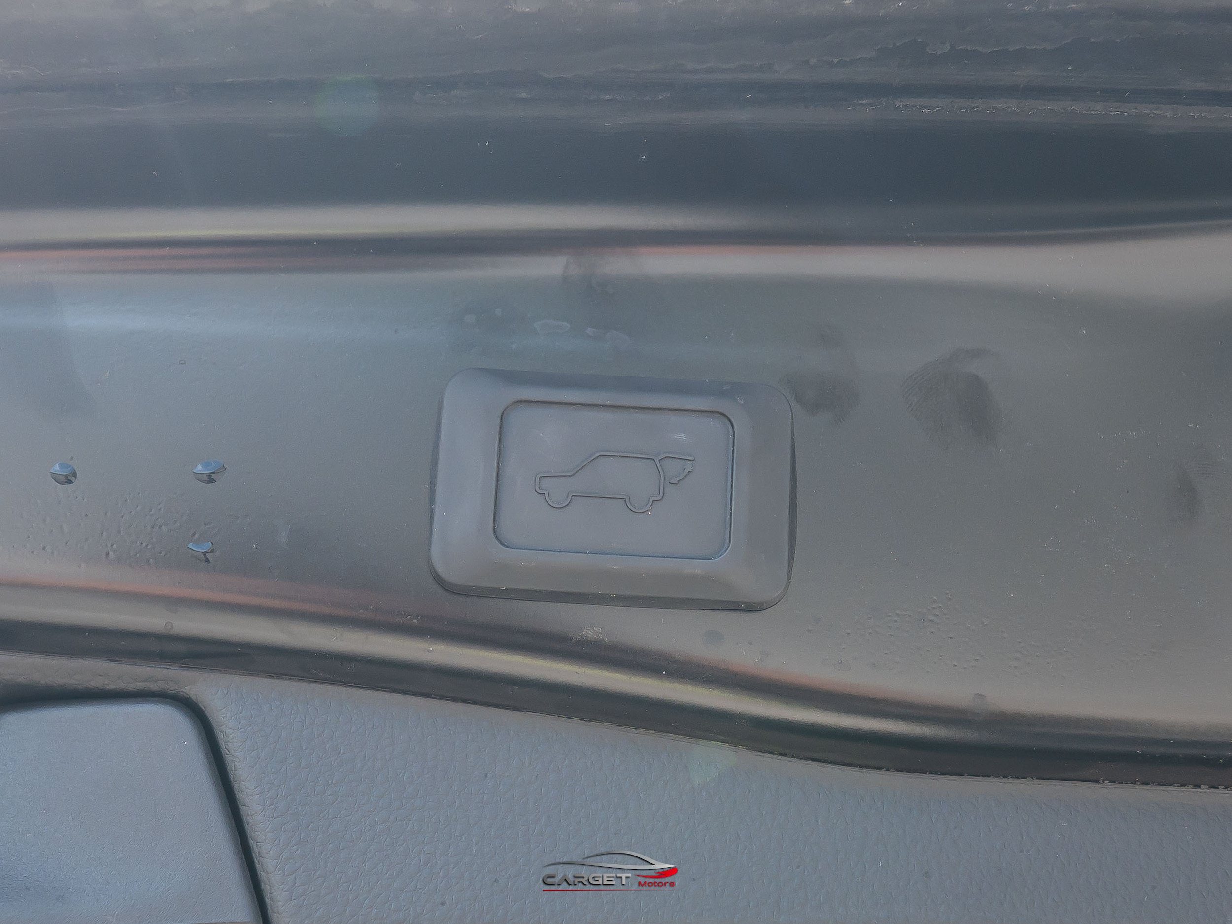 Used 2023 Toyota RAV4 SE w/ Weather & Moonroof Package AWD/4WD image 46
