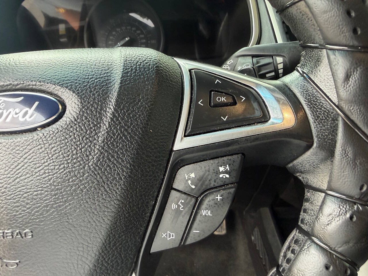 Used 2015 Ford Edge SEL w/ Equipment Group 201A FWD image 23