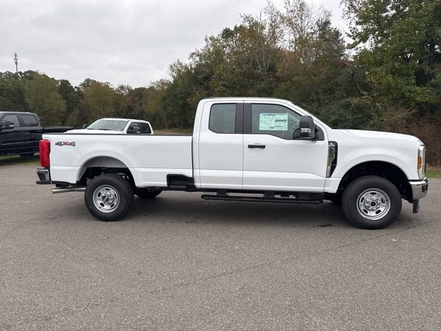New 2026 Ford F250 XL image 3