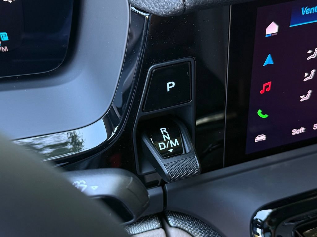 New 2026 Porsche Panamera 4 AWD/4WD image 16