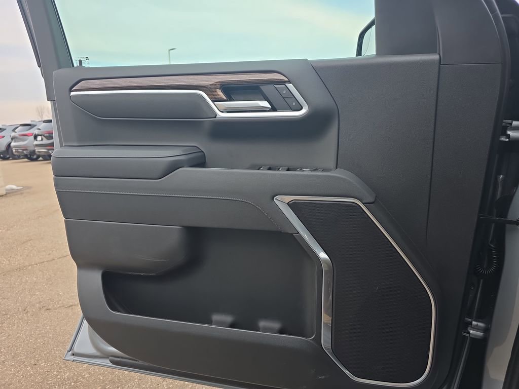 New 2026 GMC Sierra 1500 SLE image 26