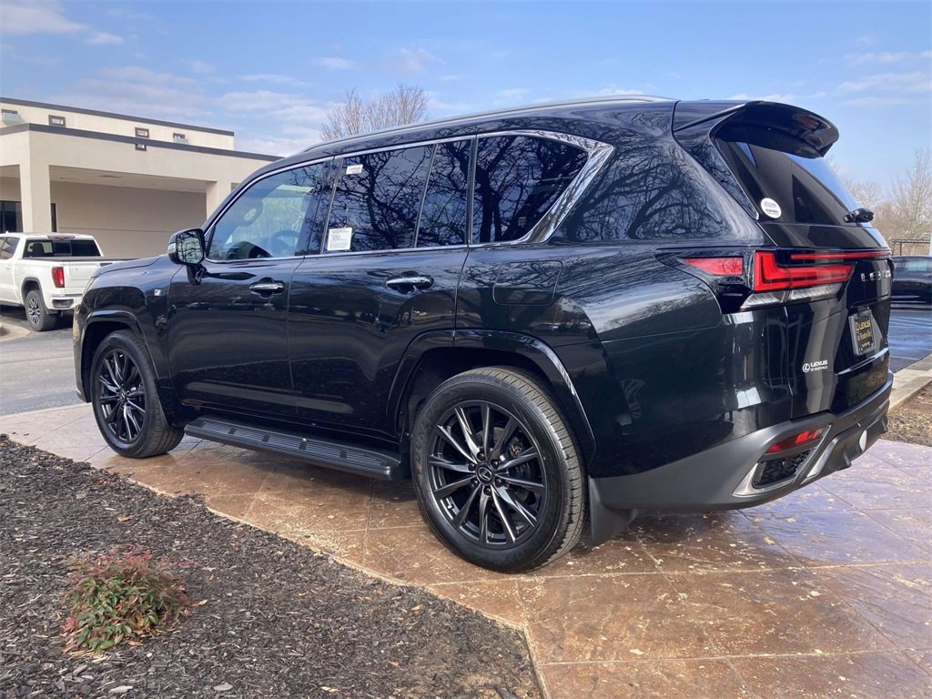 New 2026 Lexus LX 600 F Sport image 4