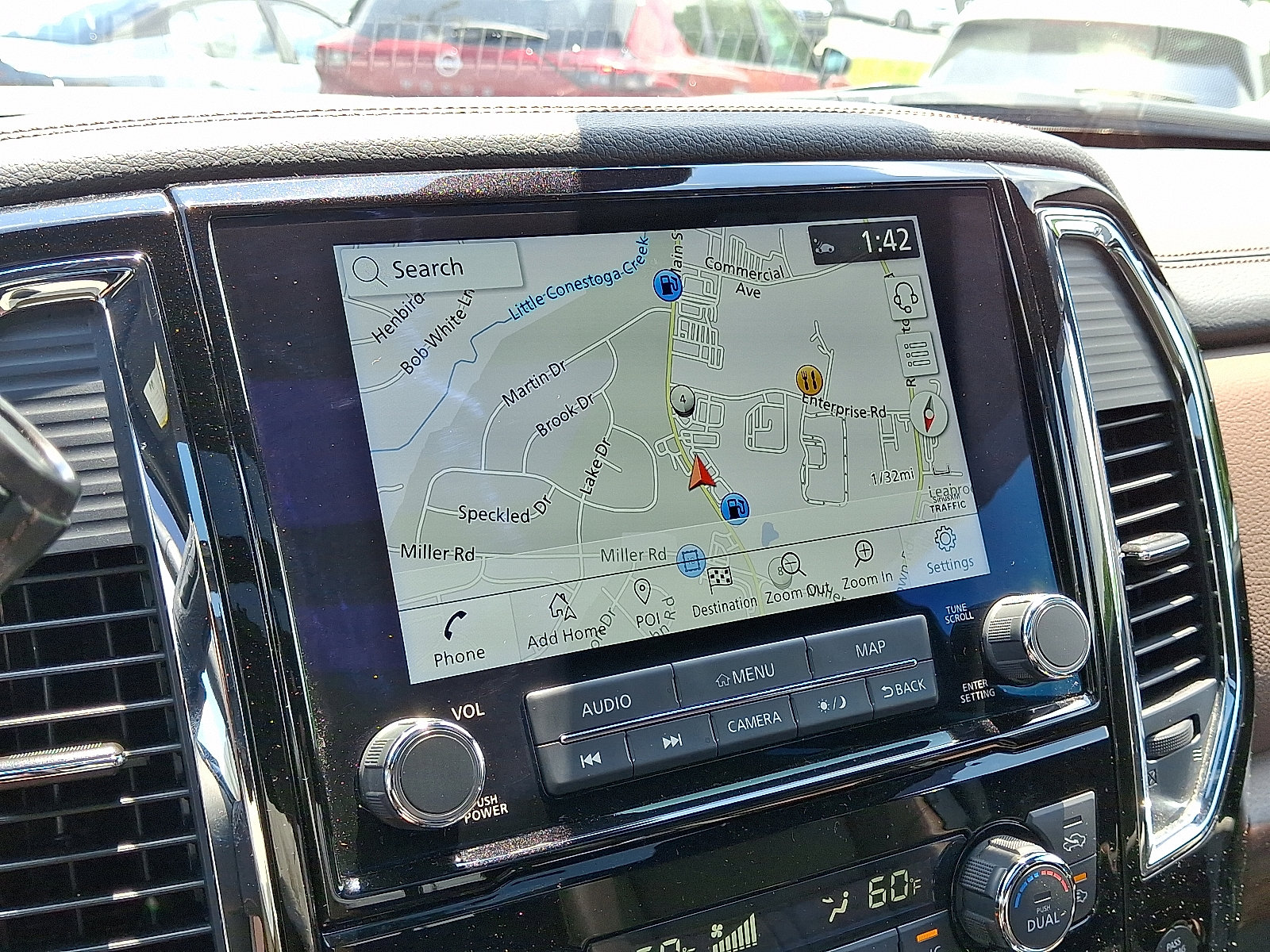 Used 2024 Nissan Titan Platinum Reserve w/ Moonroof Package image 18