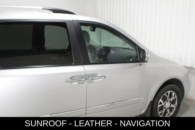 Used 2014 Kia Sedona EX w/ Navigation Package FWD image 35