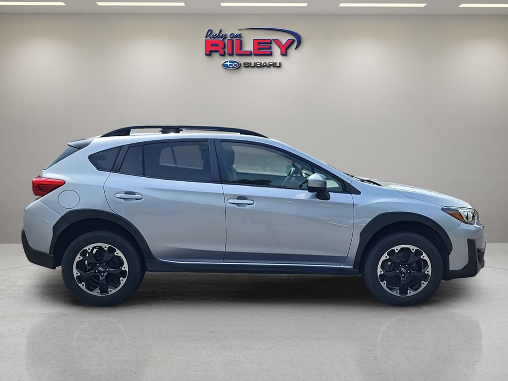 Used 2022 Subaru Crosstrek 2.0i Premium AWD/4WD image 6