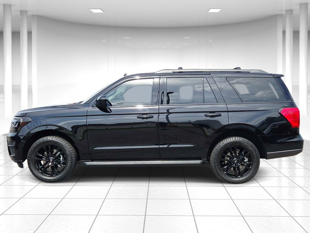 Used 2024 Ford Expedition XLT AWD/4WD image 6