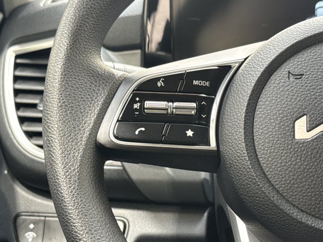 Certified 2026 Kia Seltos LX FWD image 16