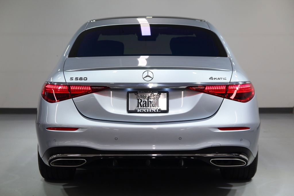 Used 2026 Mercedes-Benz S 580 4MATIC Sedan image 2