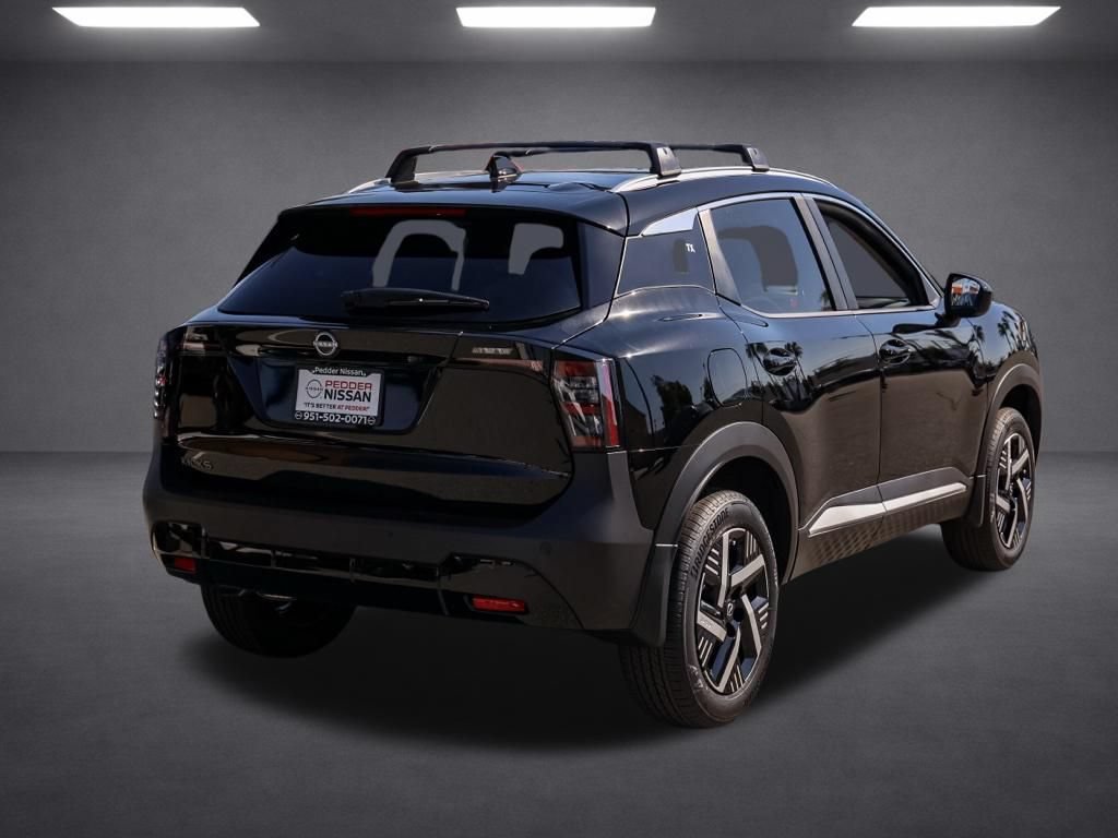 New 2026 Nissan Kicks SV w/ Cold Weather Package FWD image 4
