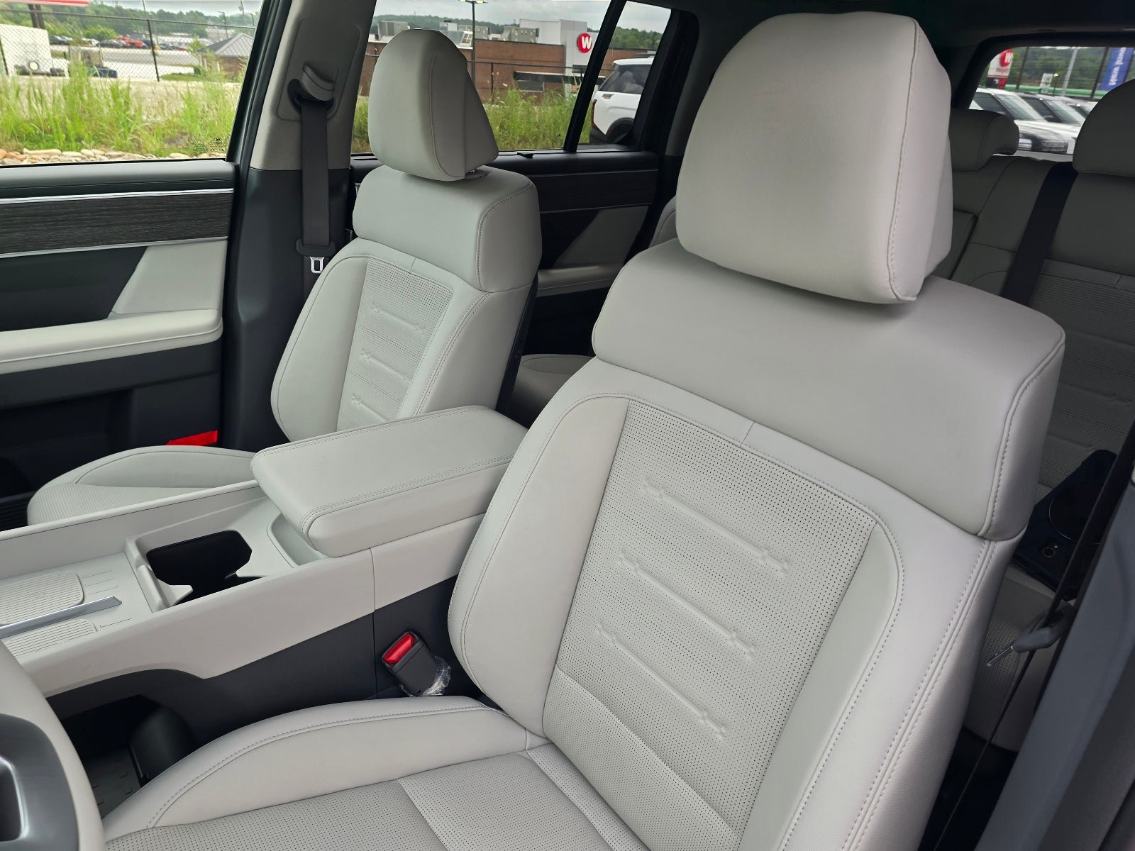 New 2026 Hyundai Santa Fe Limited AWD/4WD image 13