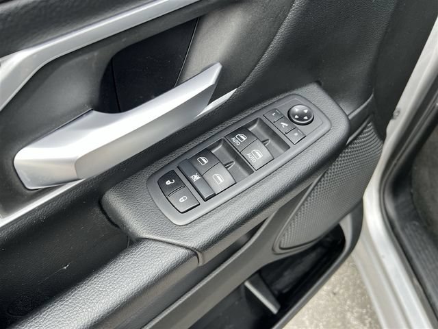 Used 2021 RAM 1500 Big Horn AWD/4WD image 17