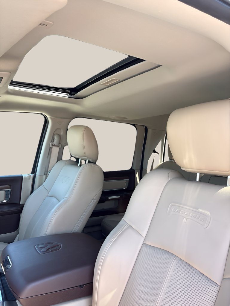 Used 2018 RAM 3500 Laramie AWD/4WD image 15