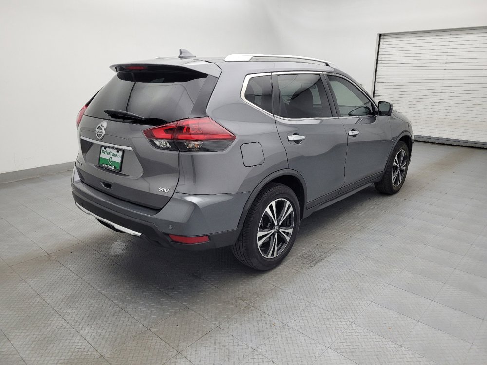 Used 2019 Nissan Rogue SV w/ Premium Package FWD image 9