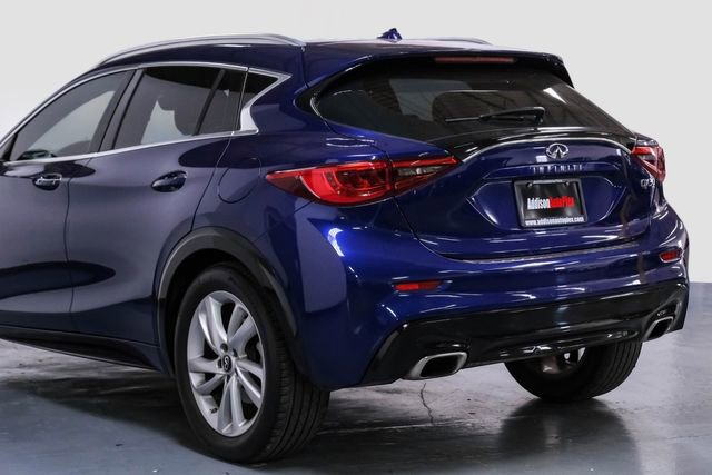 Used 2018 INFINITI QX30 Premium w/ Cargo Package image 14