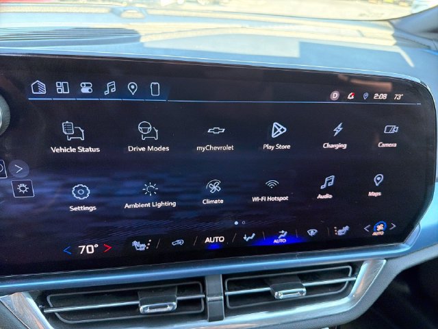 Certified 2024 Chevrolet Equinox EV LT FWD image 21