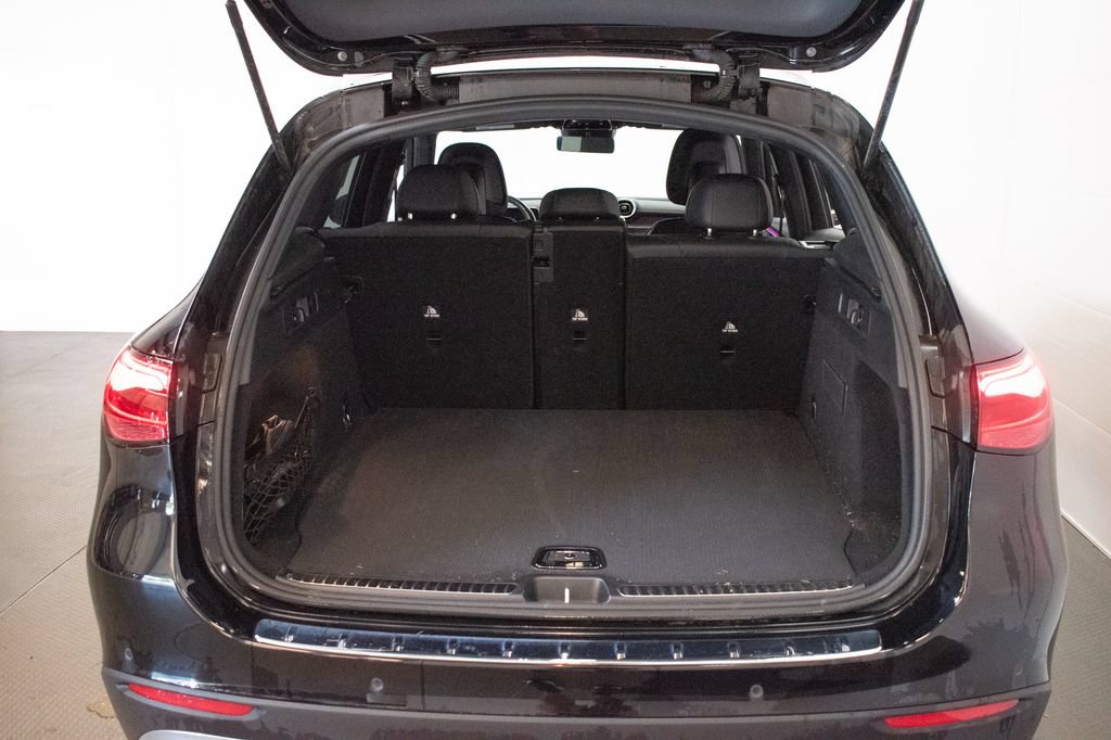Used 2023 Mercedes-Benz GLC 300 4MATIC image 21