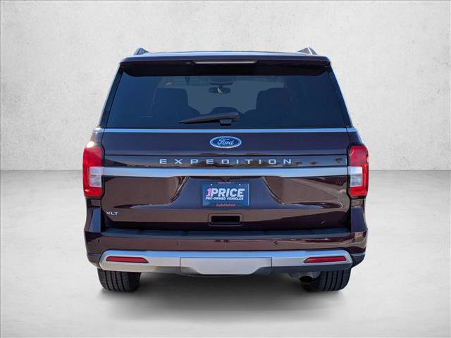 Used 2024 Ford Expedition XLT AWD/4WD image 7