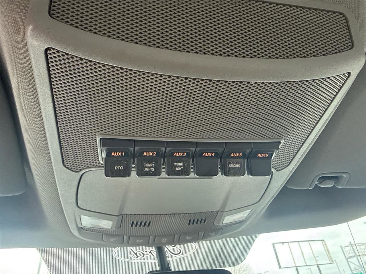 Used 2019 Ford F550 4x4 Regular Cab Super Duty image 15
