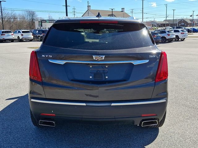 Used 2018 Cadillac XT5 Premium Luxury FWD image 9