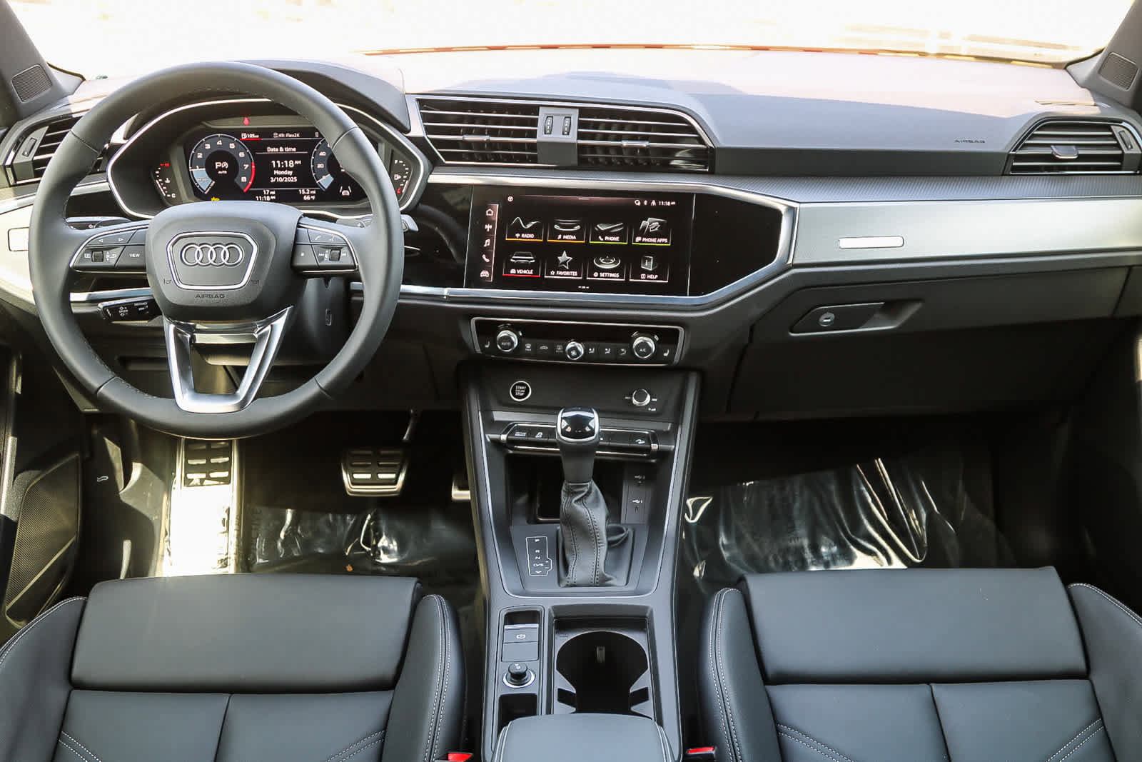 Used 2025 Audi Q3 2.0T Premium w/ Convenience Package image 12