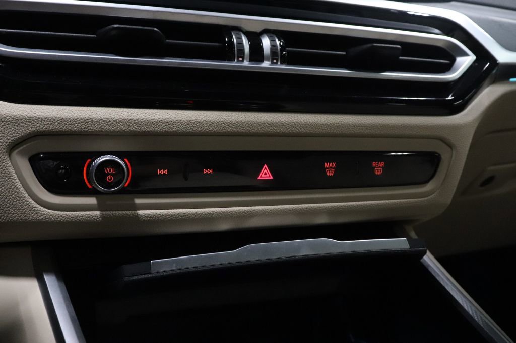 Used 2024 BMW 330e w/ Premium Package image 15