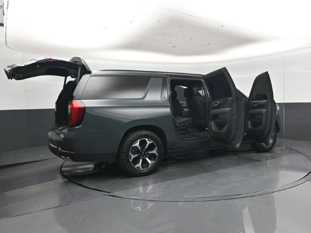 Used 2026 GMC Yukon XL AT4 w/ AT4 Premium Plus Package AWD/4WD image 58